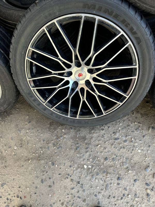 VOSSEN DISKA 275/40/20