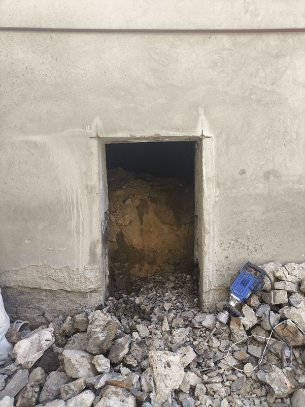 Beton kesish eshik ochish asfalt kesish deraza ochish Beton kesish eshik ochish asfalt kesish deraza ochish