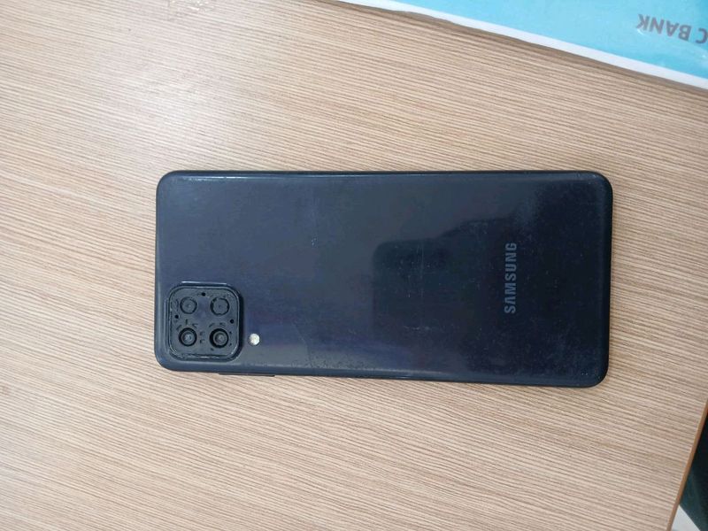 Samsung Galeksiy A22 Samsung Galeksiy A22
