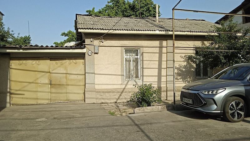 Ховли сотилади 4,5 сот Ховли сотилади 4,5 сот