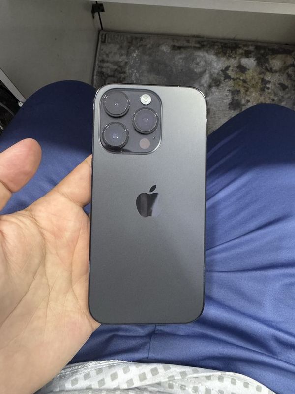 Iphone 14 Pro 256 GB holati yahshi umuman aybi yoq karobka bor Iphone 14 Pro 256 GB holati yahshi umuman aybi yoq karobka bor