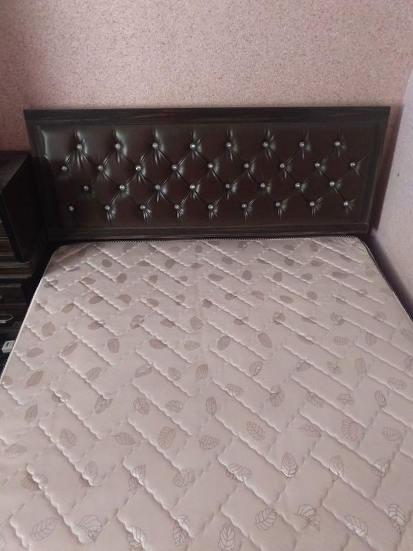Mebel spalniy garnitur Mebel spalniy garnitur