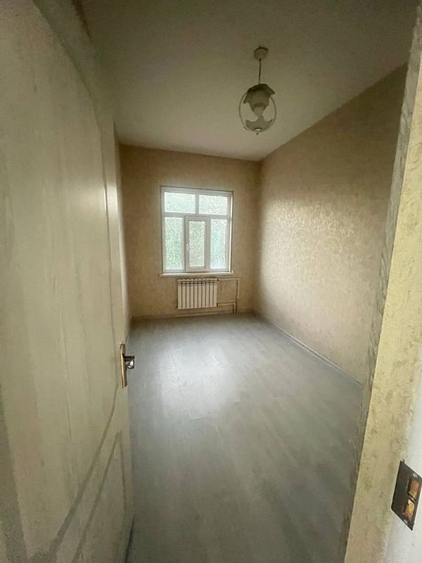 Dom sotiladi 25 kvartalda Dom sotiladi 25 kvartalda