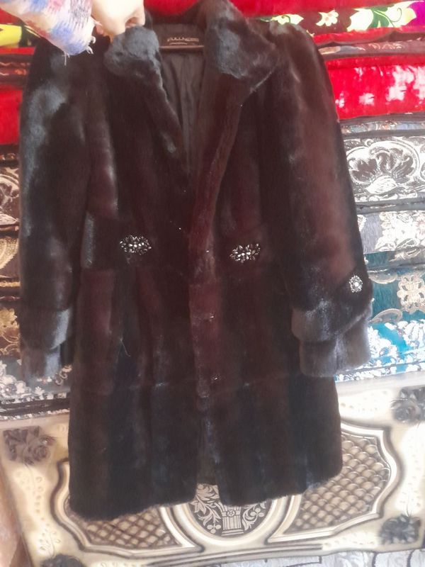 shuba razmer L narxi 500 ming