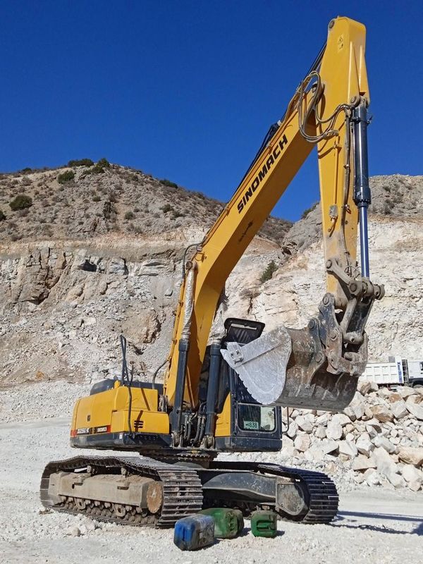 Ekskavator Zanjirlik GE330D Ekskavator Zanjirlik GE330D