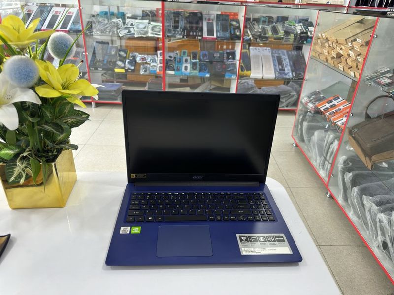 Acer core i5 8/512 ssd va qoshimcha videokartaga ega neobichni rangda Acer core i5 8/512 ssd va qoshimcha videokartaga ega neobichni rangda