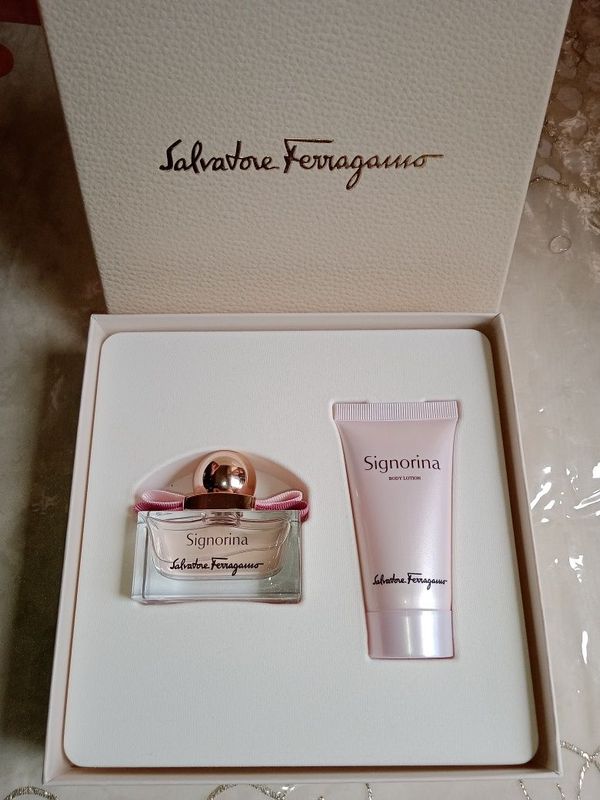 Salvatore Ferragamo Signorina