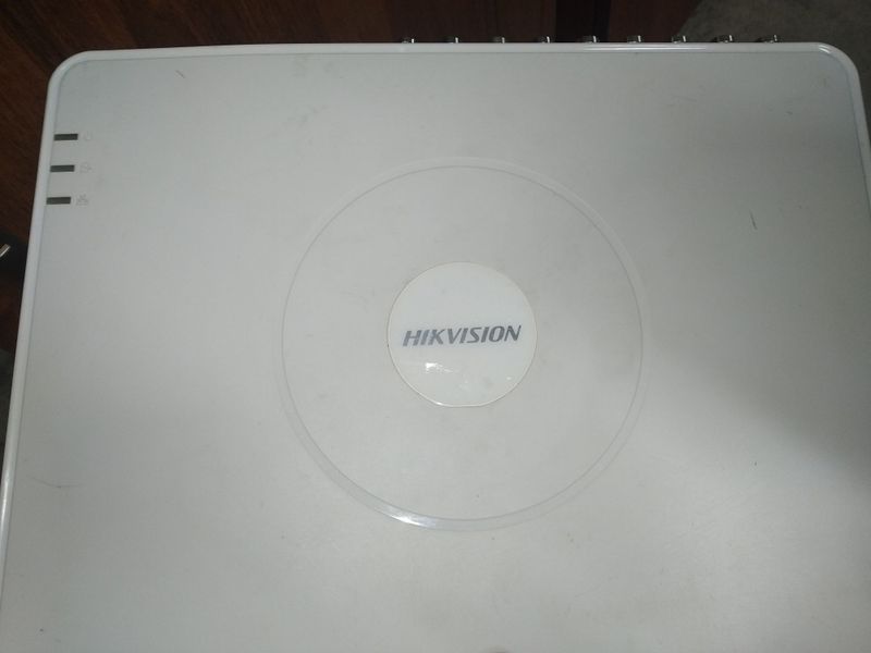 Hikvision 7116 DVR