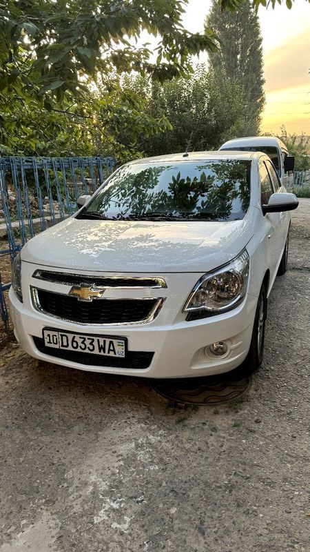 Chevrolet Cobalt sotiladi