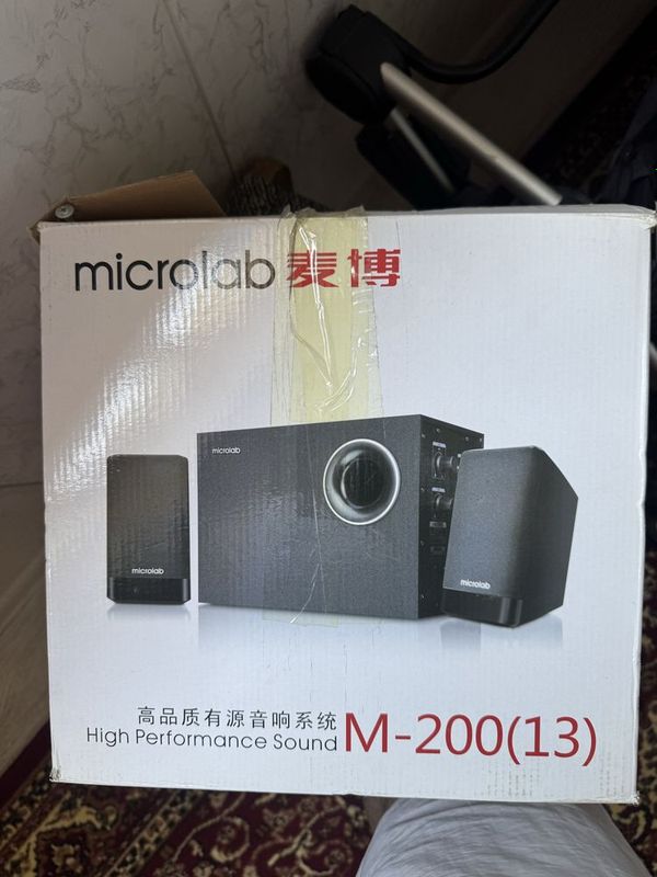 Microlab m200 40w ishlashi yaxshi aybi yoq yangiday Microlab m200 40w ishlashi yaxshi aybi yoq yangiday
