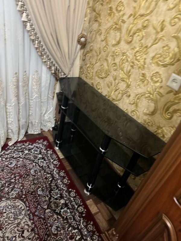 Телевизор учун паставка (тумба) Телевизор учун паставка (тумба)
