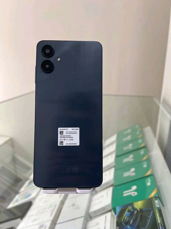 Galaxy A06 sotiladi narxi 1250 yangidek kelishamiz Galaxy A06 sotiladi narxi 1250 yangidek kelishamiz