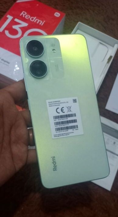 Redmi 13c ishlashi zor 8 128 lik pulini galishamiz qoytiladi garantiya