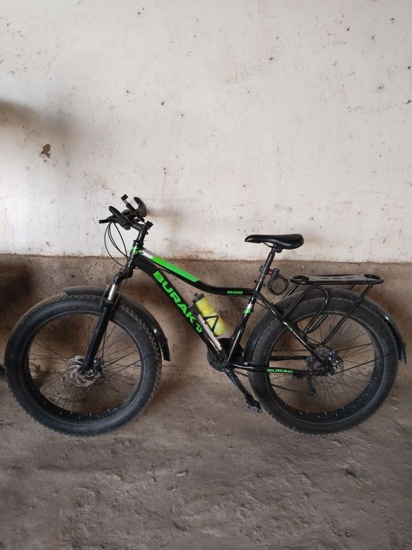 Velosiped sotiladi Velosiped sotiladi