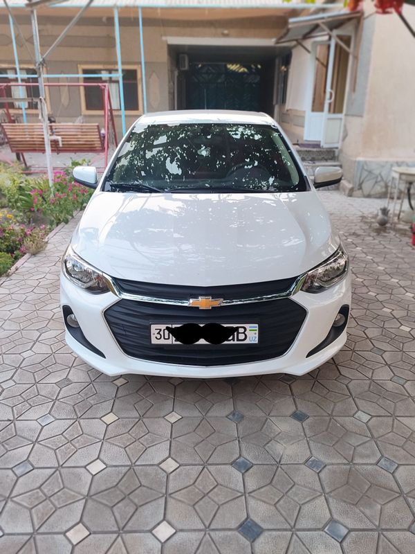Chevrolet ONIX LT