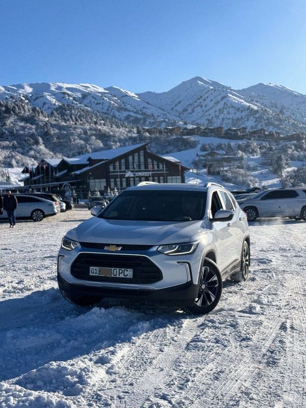 Chevrolet Tracker 2 turbo 1,2 срочно Chevrolet Tracker 2 turbo 1,2 срочно