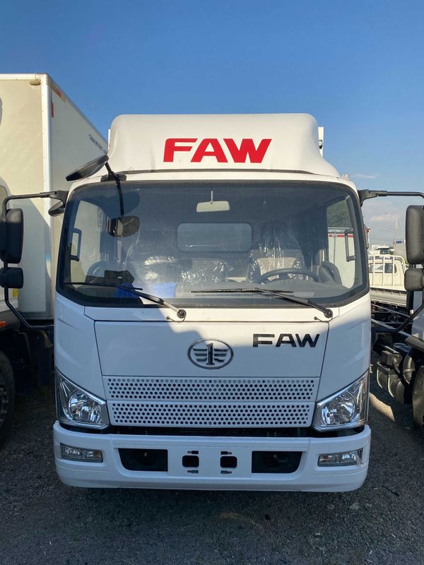 Автофургон промтоварный FAW Tiger сотувда тайёр. Автофургон промтоварный FAW Tiger сотувда тайёр.