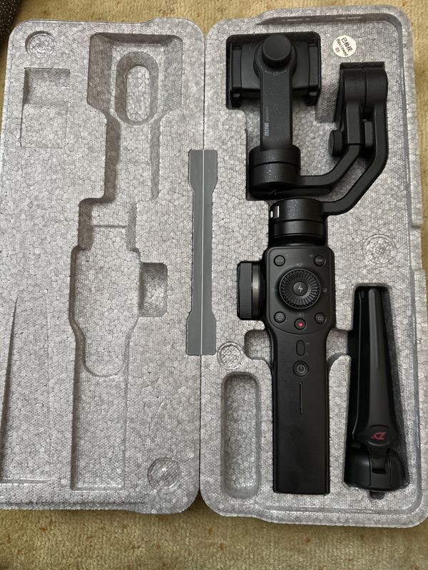 Zhiyun Smooth 4 stabilizator SOTILADI !!! Zhiyun Smooth 4 stabilizator SOTILADI !!!