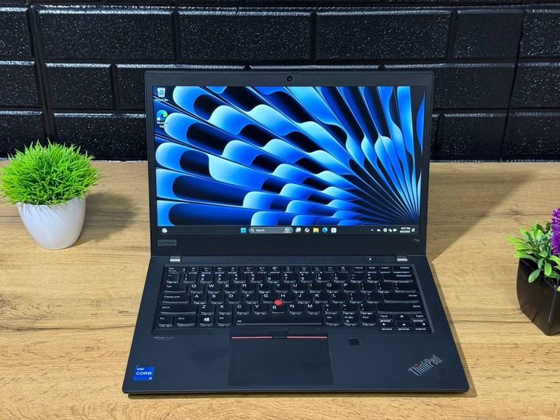 Lenovo T14 i5-1135G7 / 16 / 512 GB SSD NVMe Lenovo T14 i5-1135G7 / 16 / 512 GB SSD NVMe