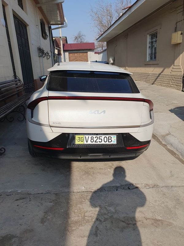 Kia EV6 Sotiladi srochna