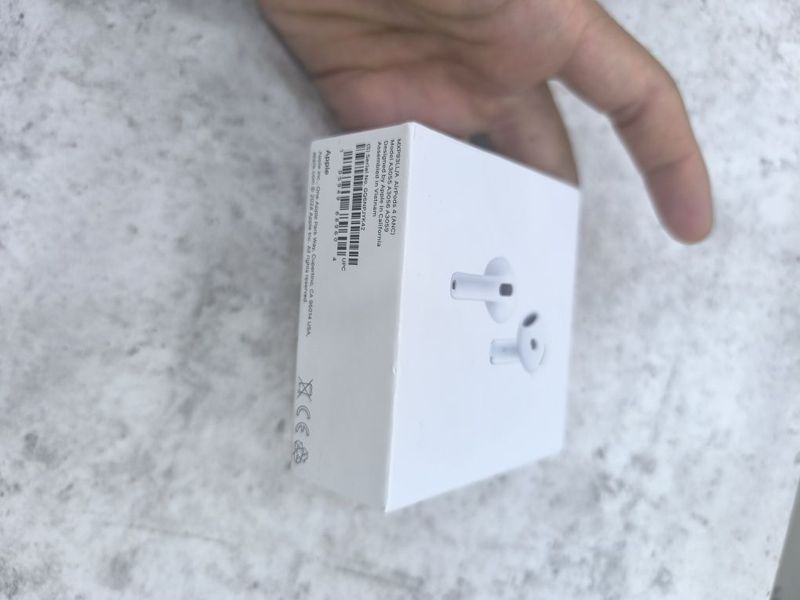 Airpods 4 AnC orginal