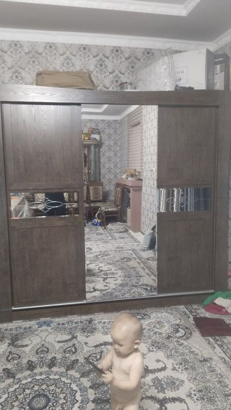 Spalni garnitur sotiladi sfatli holati ideal