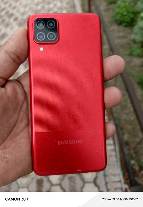 Samsung A 12 sotiladi Samsung A 12 sotiladi