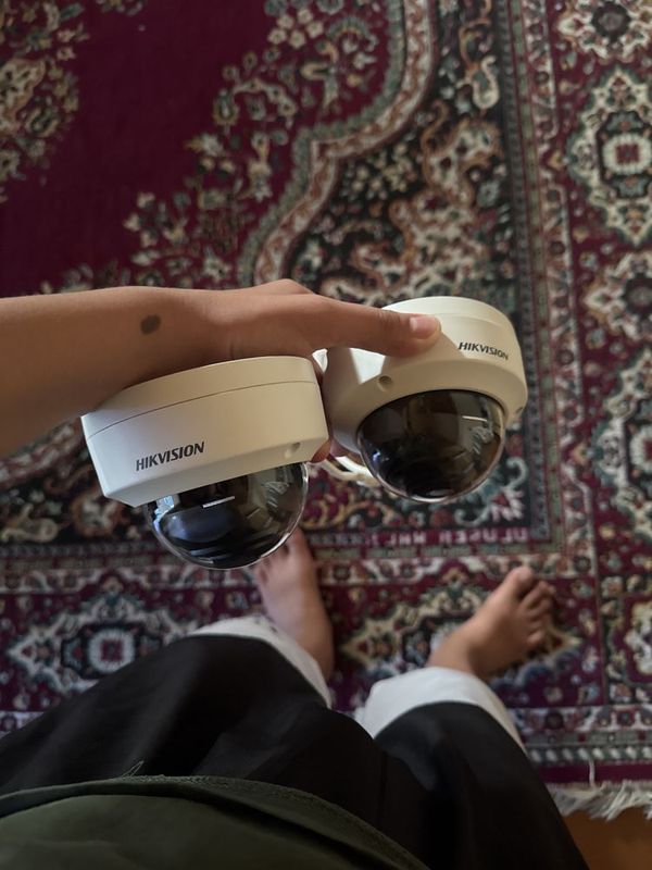 Камера Hikvision подвесной