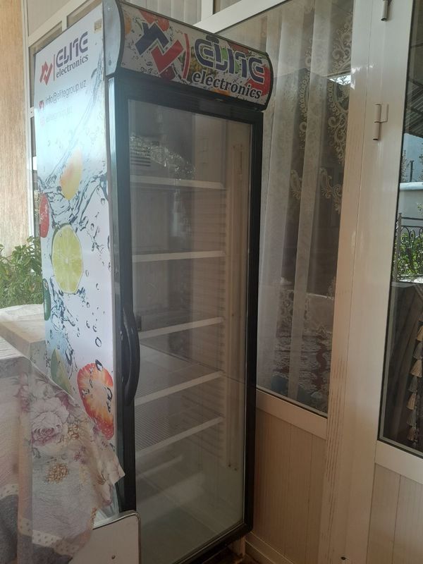 витрина холодильник