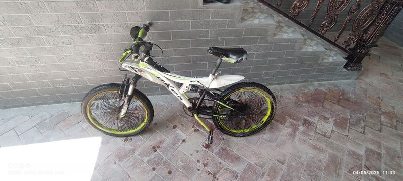 Velosiped sotiladi aybi bor abmen yoq Velosiped sotiladi aybi bor abmen yoq