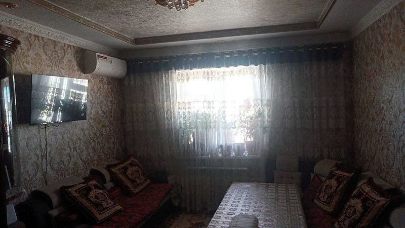 Фаргона шахар хокимият орқасида жойлашган 3 хонали квартира сотилади