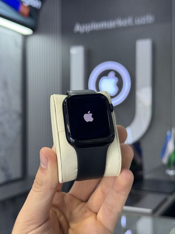 Apple Watch 8/45 88% Apple Watch 8/45 88%