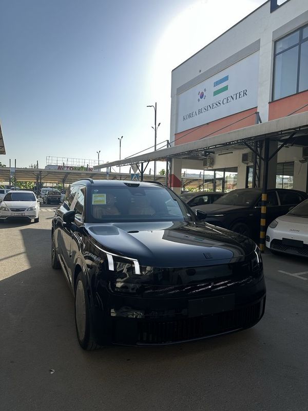 Lynk Co 900 phev 2.0T dht ultra 6seats Lynk Co 900 phev 2.0T dht ultra 6seats