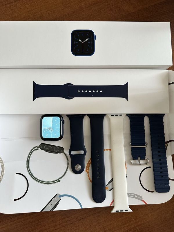 Apple watch 6 series 44 mm Apple watch 6 series 44 mm