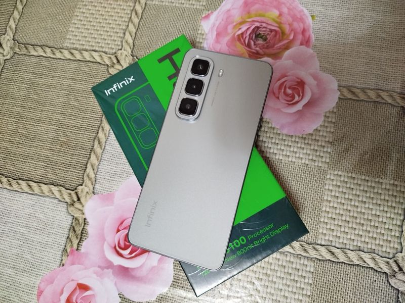 Infinix Hot 50. 8+8=16 /128.gb.