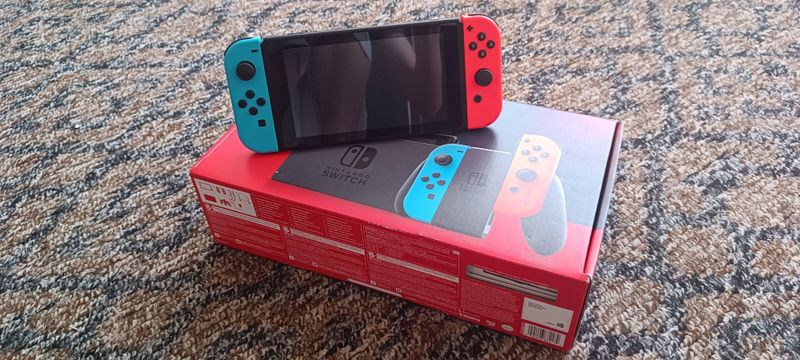 Nintendo switch. Full komplekt.