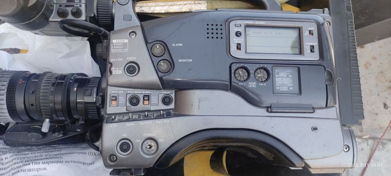Видеокамера JVC минидиви касета Видеокамера JVC минидиви касета