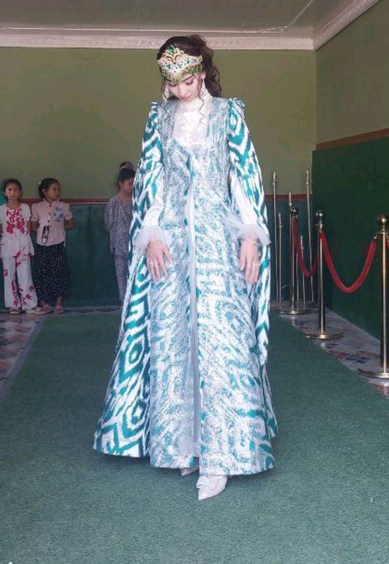kelinlik ansambl koʻylagi kelinlik ansambl koʻylagi