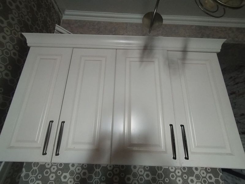 Продам верхнюю часть от кухонного гарнитура 130х70