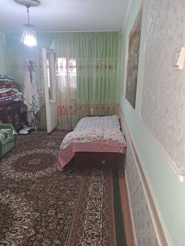 1 хонали уй ижарага берилади