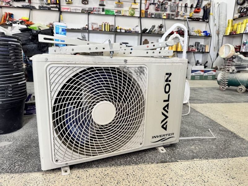 Avalon 135-250 V Inverter