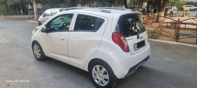 Spark sotiladi navarot Spark sotiladi navarot