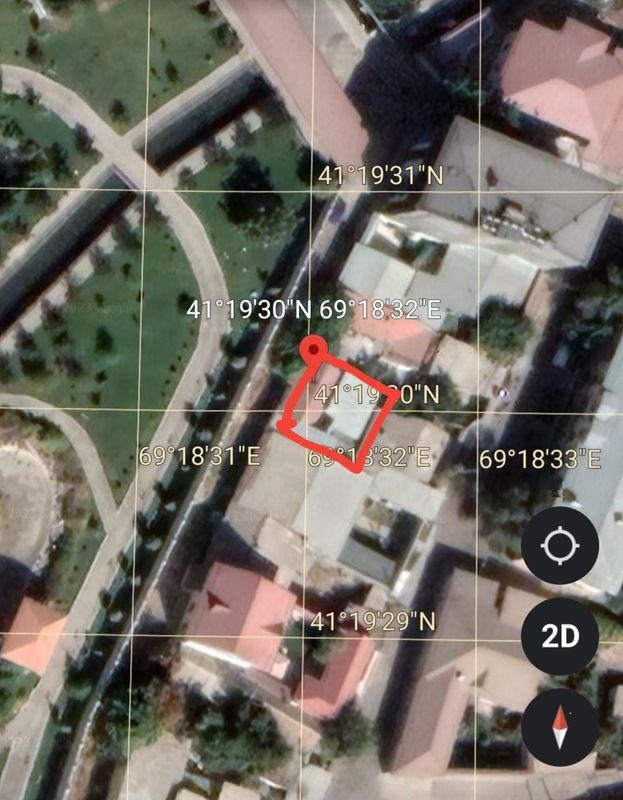 Дом 1,23 сотки в центре города Дом 1,23 сотки в центре города