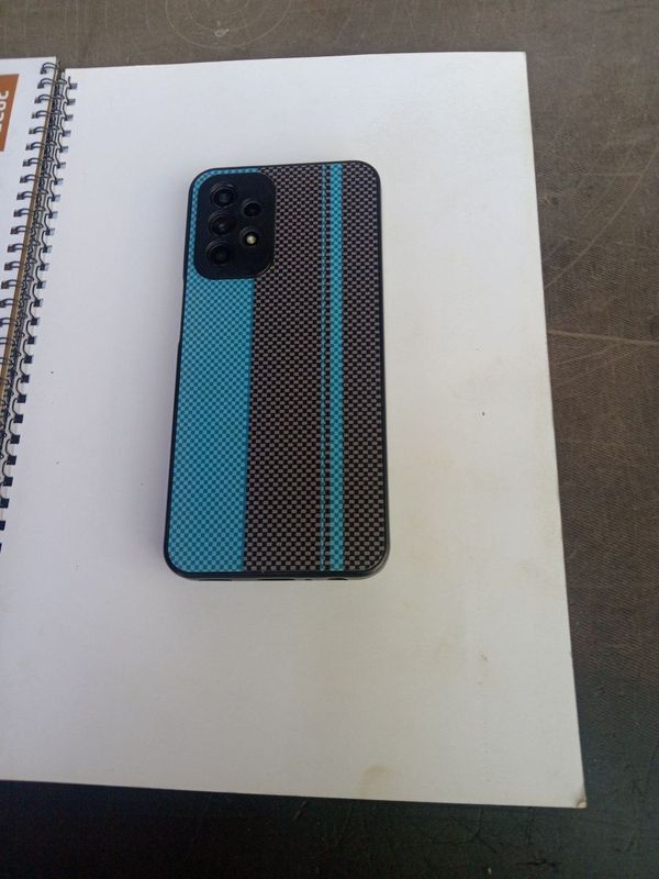 Samsung brendiga tegishli A23 xolati zo'r Rangi tyomni seriy Pamyat 6