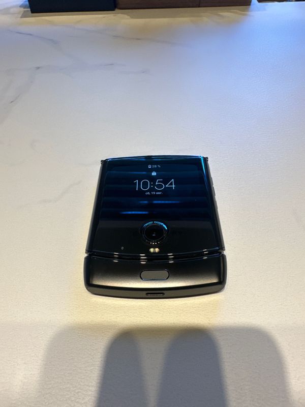 Motorola Razr Flip 2019