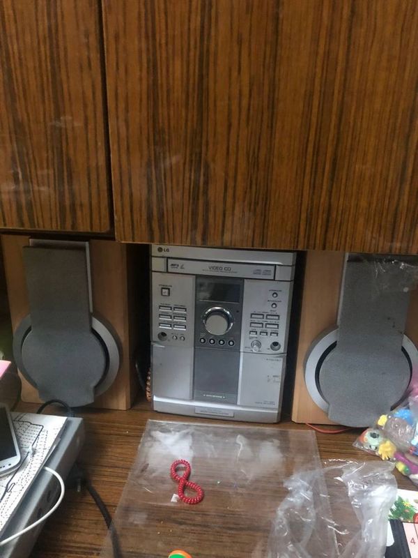 Музыкальный центр Музыкальный центр