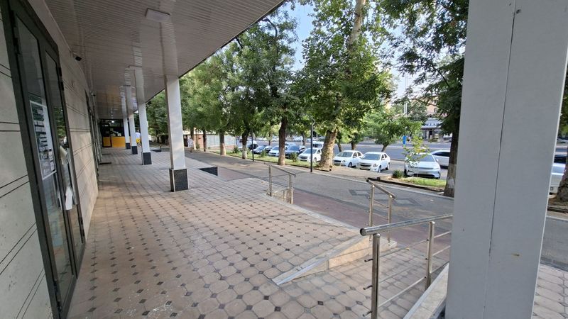 Arendaga joy bor 130kv yol yuzda istankas bor manzi farxaski choraxada