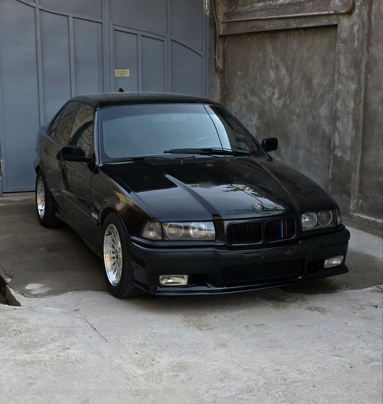BMW E36 M43 B18 Srochna Sotiladi e36