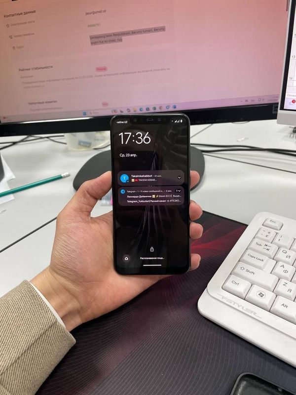 Mi 8 Flagman 128GB qora Mi 8 Flagman 128GB qora