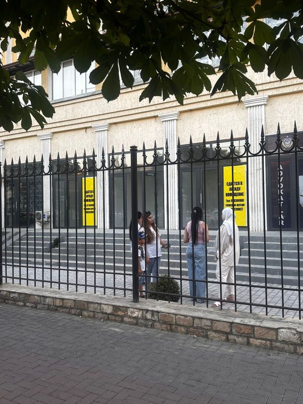 Сдается помещение на «Повороте» в центре города Сдается помещение на «Повороте» в центре города